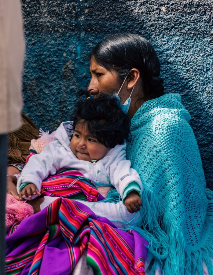 La resistencia de los antivacunas agrava los efectos de la pandemia en Bolivia